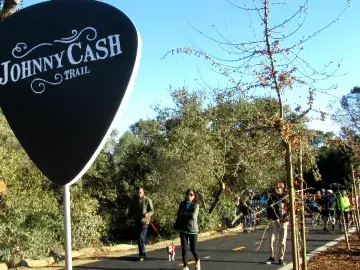 Johnny Cash art trail (flickr/FolsomNatural)
